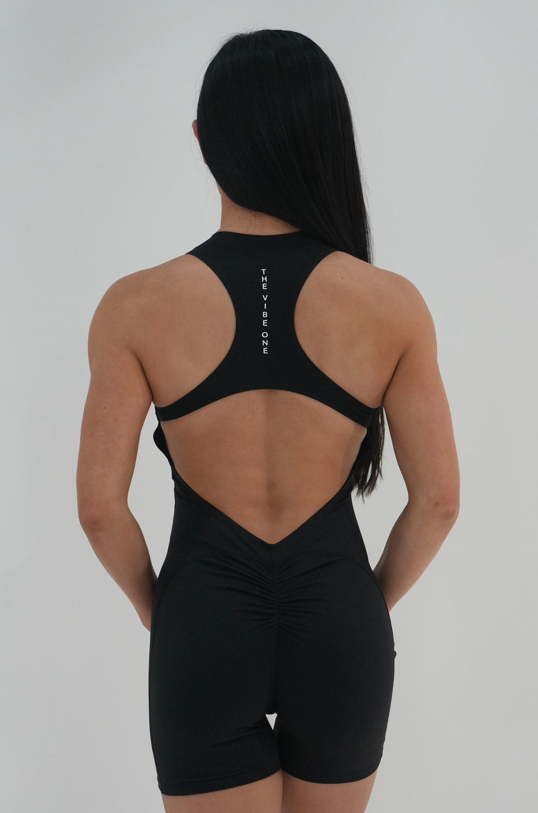 Vibe One Piece - Black