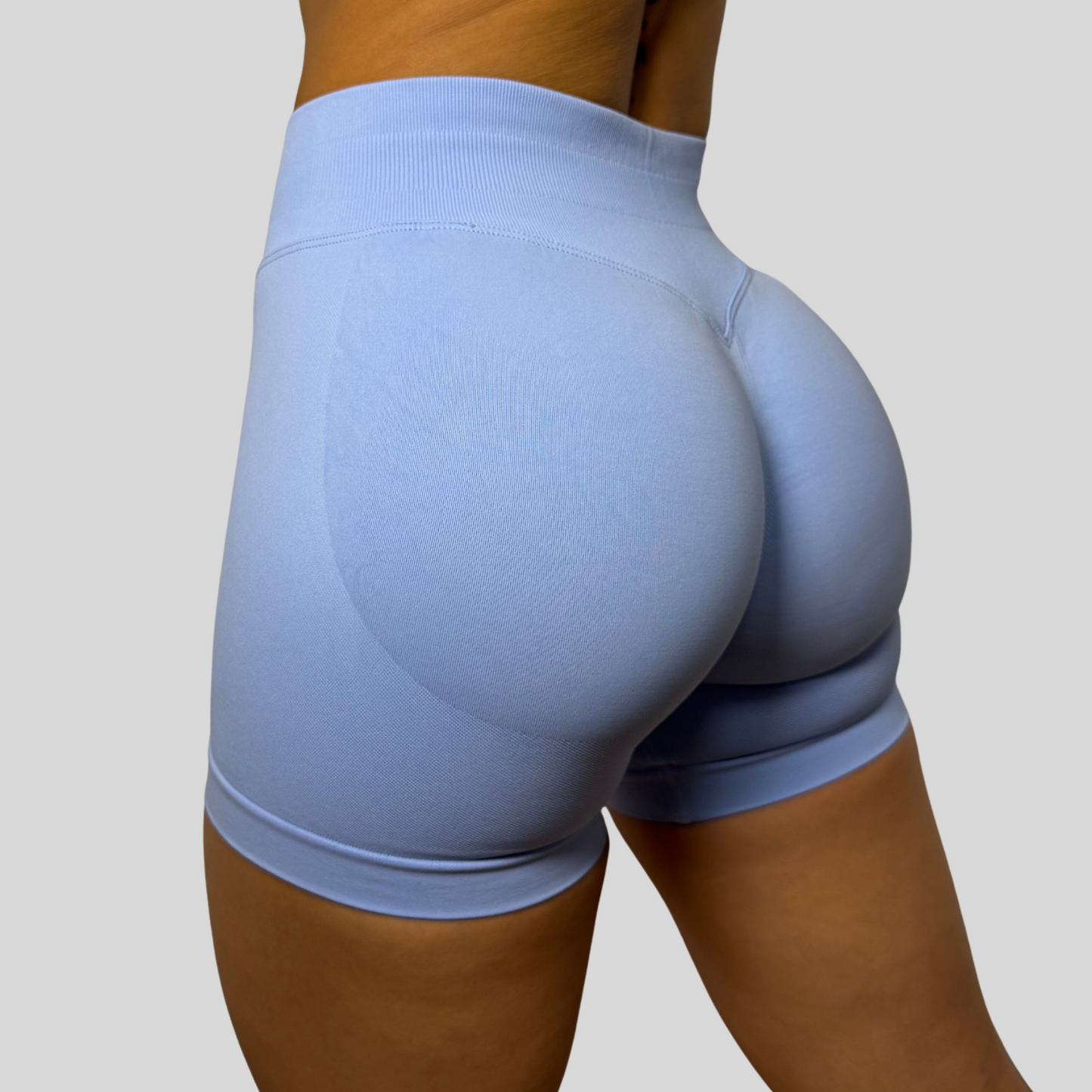Lift Scrunch Short - Sky