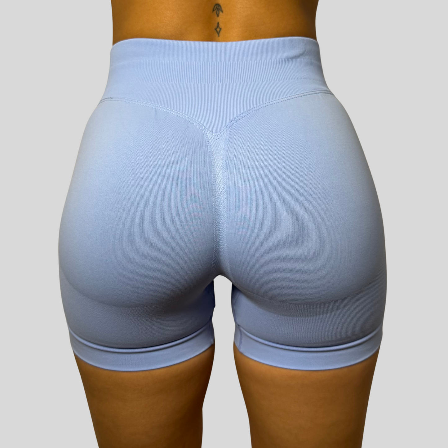 Lift Scrunch Short - Sky