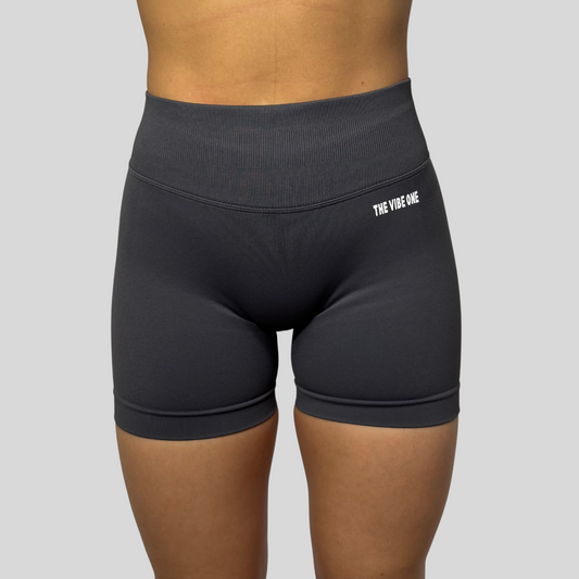 Lift Scrunch Short - Grey